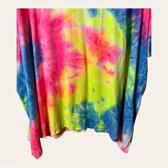 0370. RAE MODE SHORT SLEEVE TOP TIE DYE SIZE MEDIUM MULTICOLOR - Picture 4 of 9